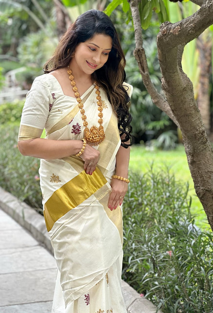 Kerala Cotton Saree With Rose Embroidery