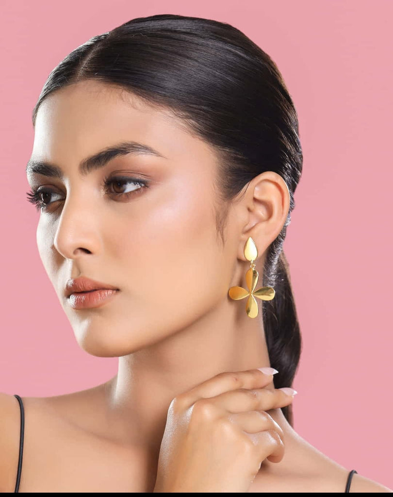 Plain Gold Plated Designer Earring - Plus
